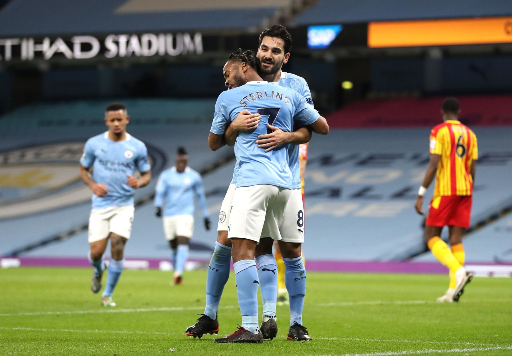 五大联赛中 五大联赛中